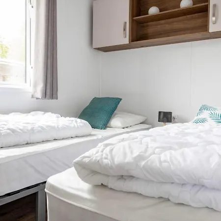 Appartement 3a Op Recreatiepark De Wielen